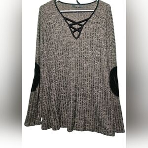 12th Tribe EUC Large Gray Long Sleeve Top with Black Elbow Patches 23 PTP